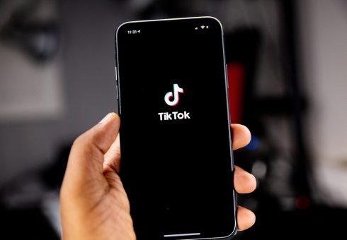 Top 5 Reasons Why Influencers Prefer TikTok Over Instagram